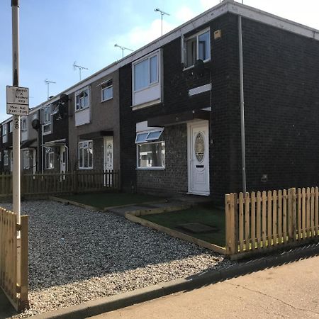 4 Bed House Next To Basildon Town Centre Villa Kültér fotó