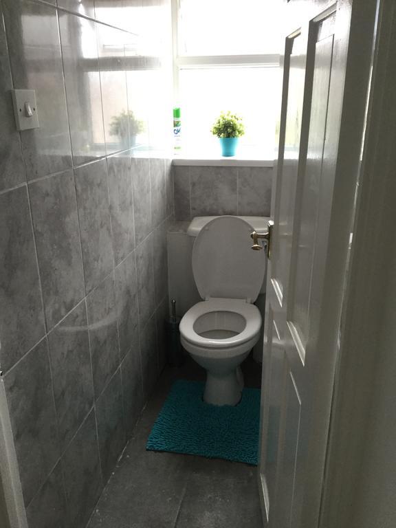 4 Bed House Next To Basildon Town Centre Villa Kültér fotó
