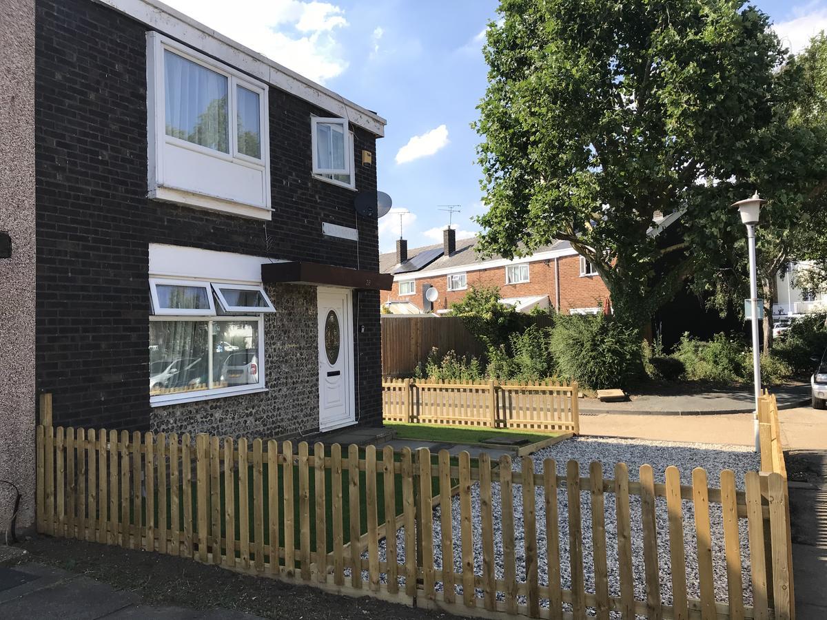 4 Bed House Next To Basildon Town Centre Villa Kültér fotó